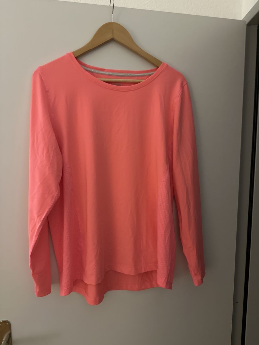 Tchibo T-Shirts: Outdoor Langarmshirt von Tchibo – Neu (gemäss Beschreibung) aus Altendorf von ratzfatz