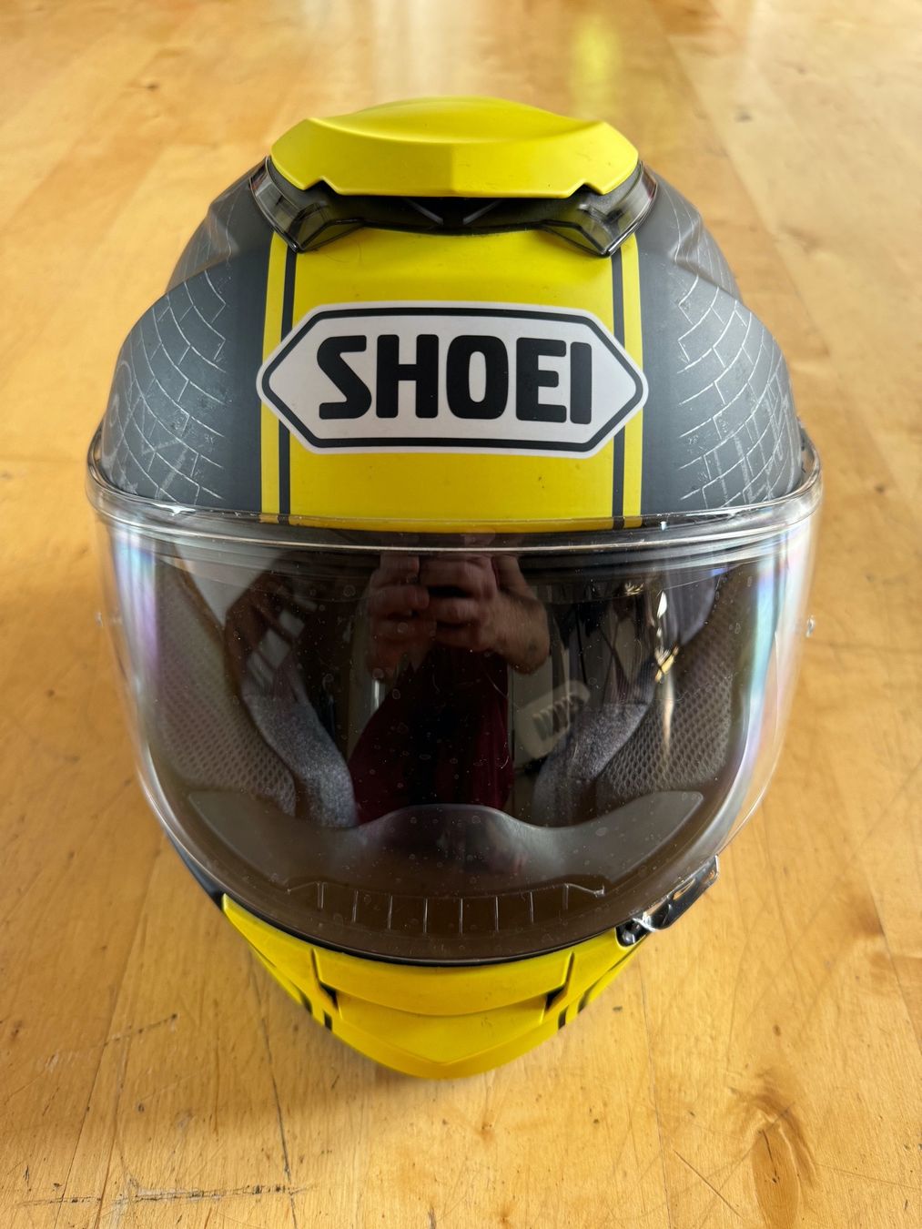 Shoei Helme & Visiere: Shoei Helm Tom Lüthi GT - R – Gebraucht aus Horgen von Prince0504