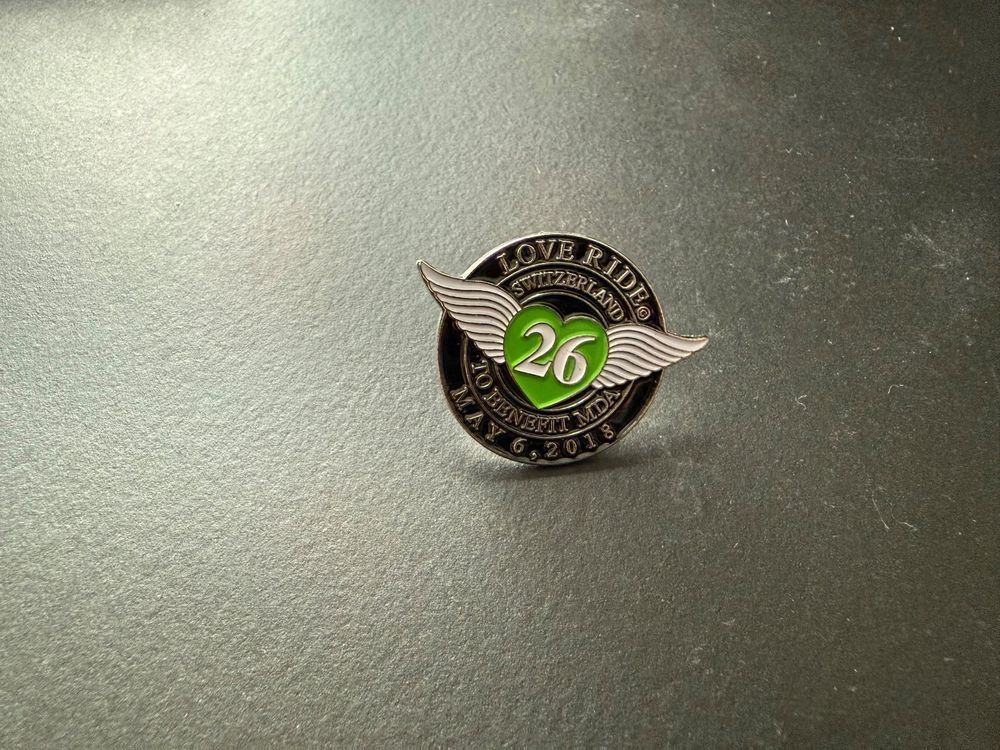 Placchette & Badge: Love Ride 26 *** – Nuovo e nell'imballaggio originale da Zürich venduto da Fifa