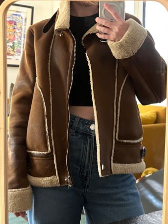 Braune Kunstlederjacke