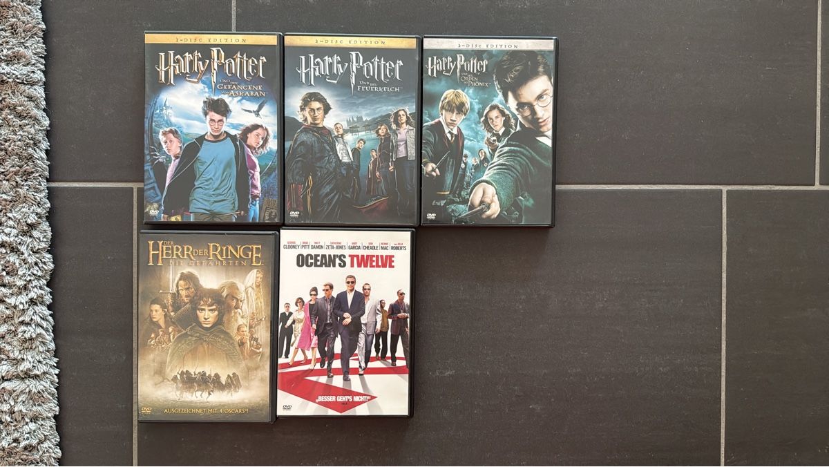 Tous les DVDs: DVD Box Set: Herr der Ringe, Harry Potter, Oceans Twelve – D'occasion à Baden par rot_shp9