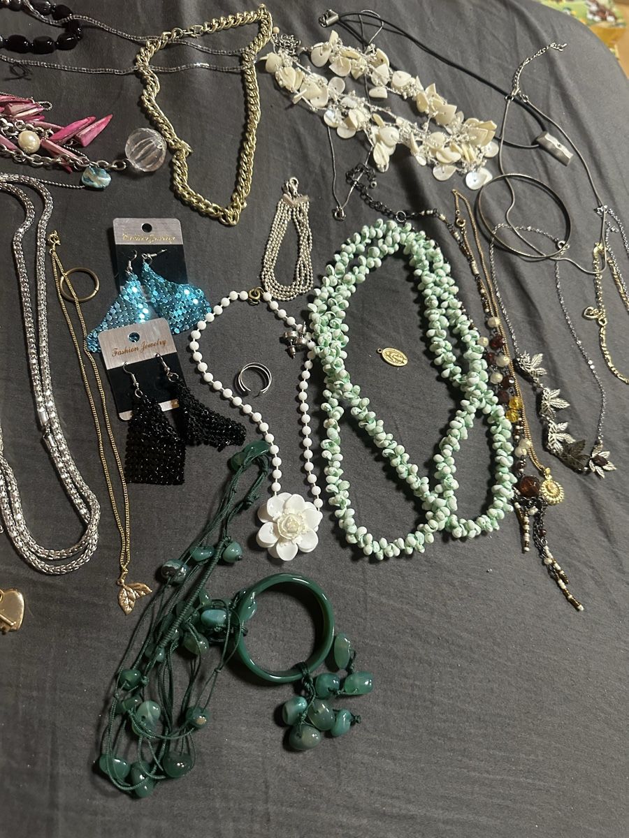 Altri gioielli: Modeschmuck Schmuck Set lot ketten usw Schmuck – Usato da Deitingen venduto da Himhip 3