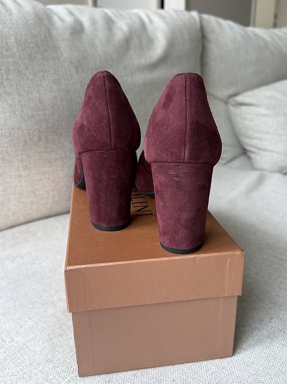 Scarpe da donna: Högl Pumps aus echtem Wildleder – Usato da Zürich venduto da YanaZam 3