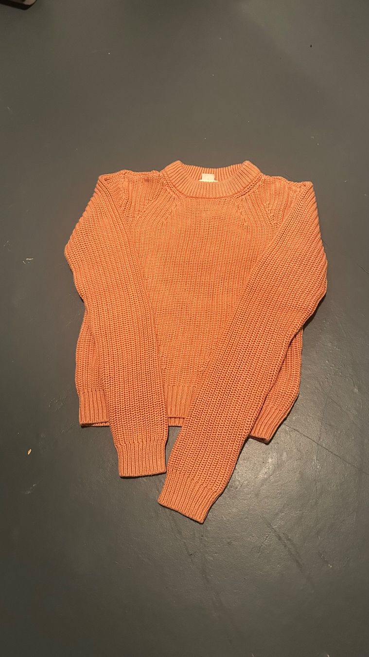 Maglioni & Felpe: Strick Pullover in Koralle Farbe Gr. S – Usato da Basel venduto da likeitbuyit 1