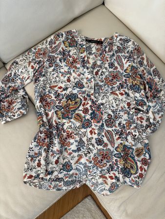 Zara Bluse Gr. S neuwertig