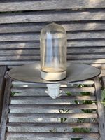 Antike Emaille Lampe mit Kolbenglas Deckenleuchte alt