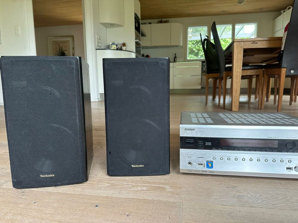 Onkyo TX-NR708 AV Receiver mit 2 Lautsprechern | Kaufen auf Ricardo