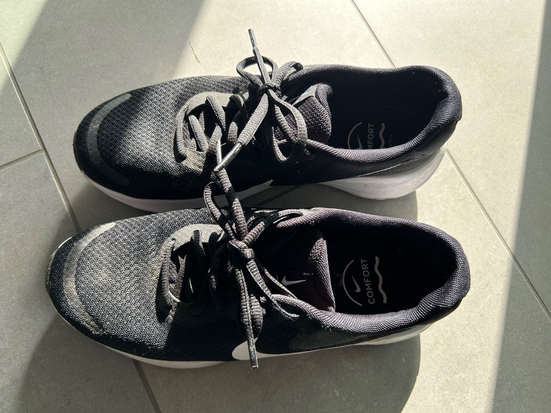 Nike Scarpe da uomo: Nike REVOLUTION Laufschuh – Usato da Brütten venduto da chanpat 3
