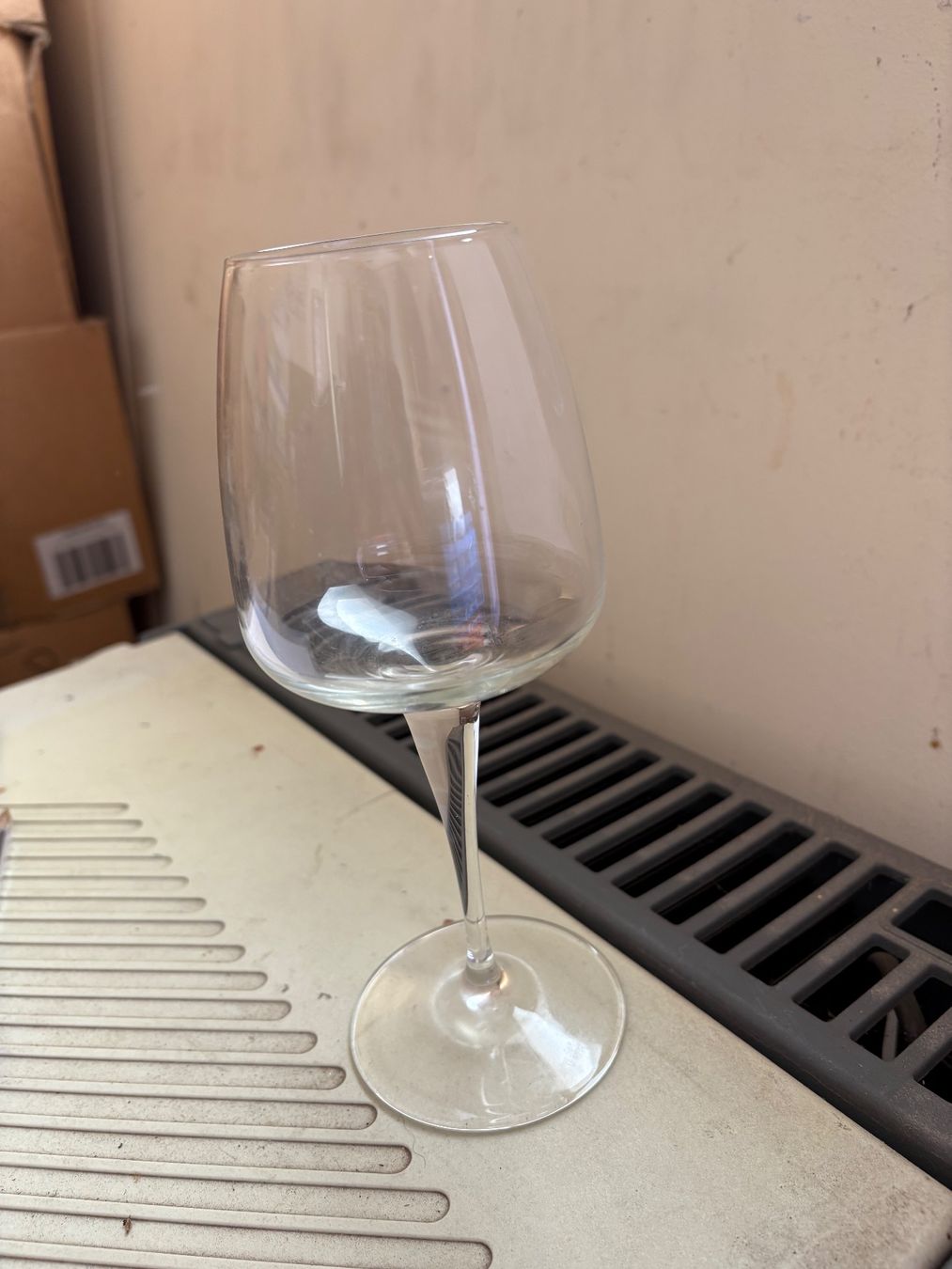 Bicchieri: Verre à vin – Usato da Grône venduto da natatou