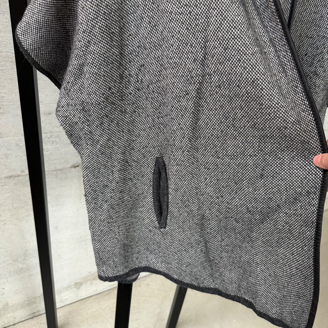 Massimo Dutti Gilet & Giacche senza maniche: Massimo Dutti Kurzarm Gilet/Weste – Usato da St-George venduto da alaixee 3