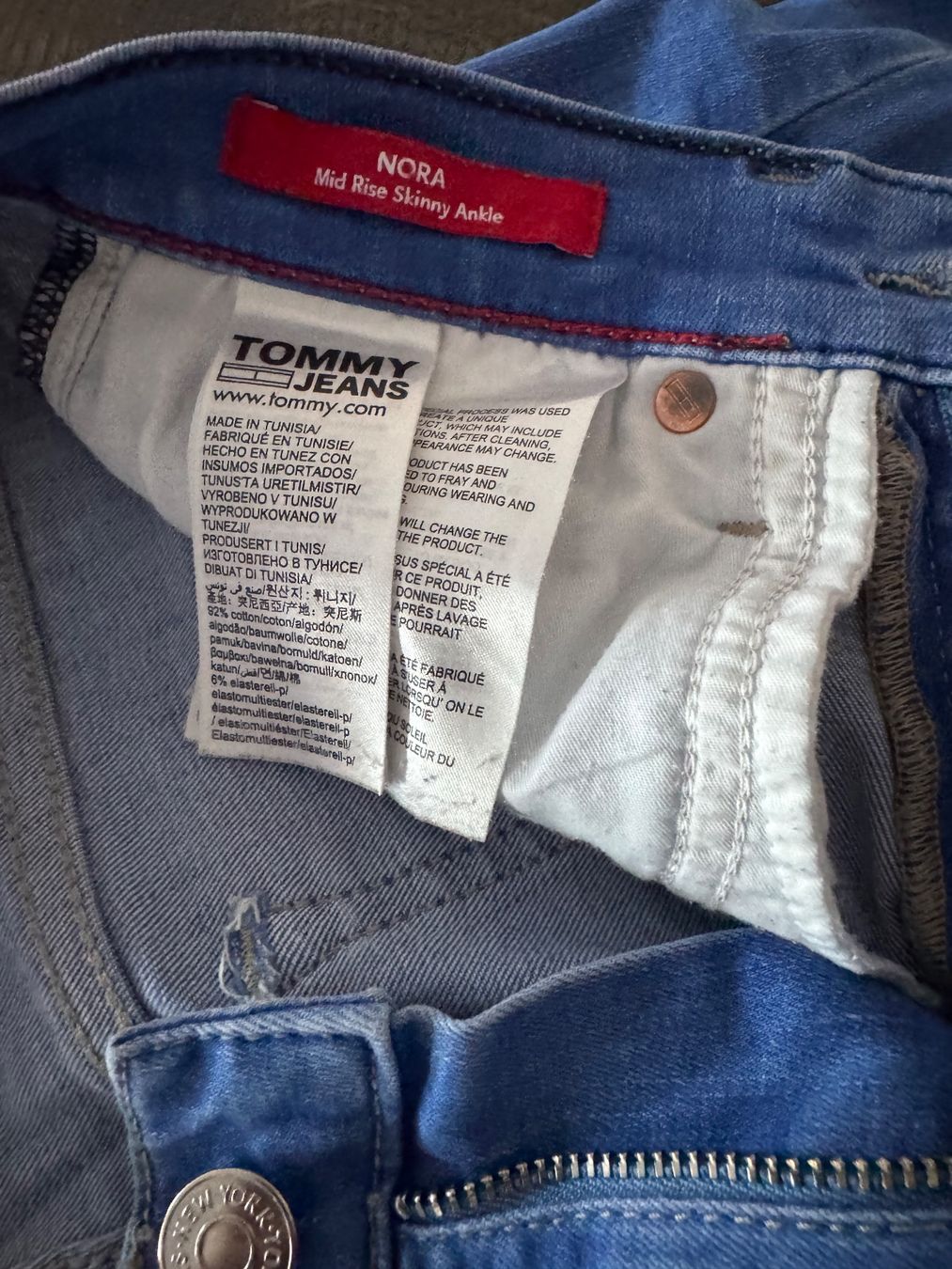 Tommy Hilfiger Jeans: Tommy Jeans – Gebraucht aus Birrwil von LuciLola 4