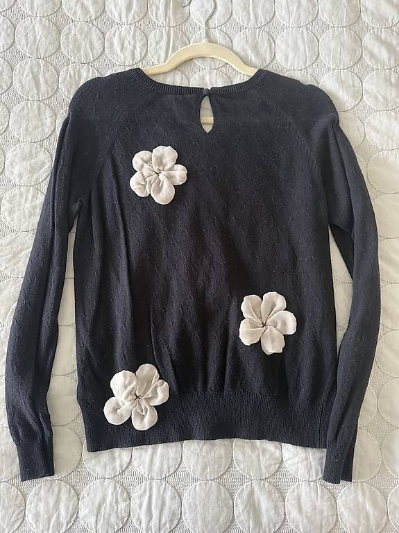 Maglioni & Felpe: Moth Pullover Schwarz mit Blumenapplikationen - Grösse M – Usato da Wangen SZ venduto da JoannaRytw 1