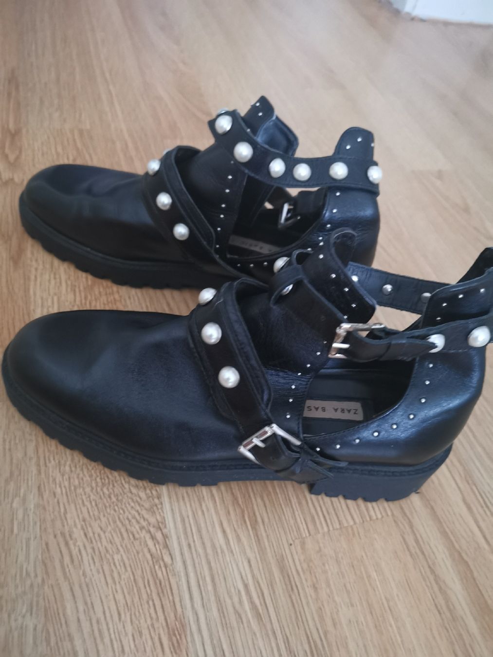Zara Scarpe da donna: Chaussure – Nuovo (secondo la descrizione) da Biel/Bienne venduto da Edi5Roli3 5
