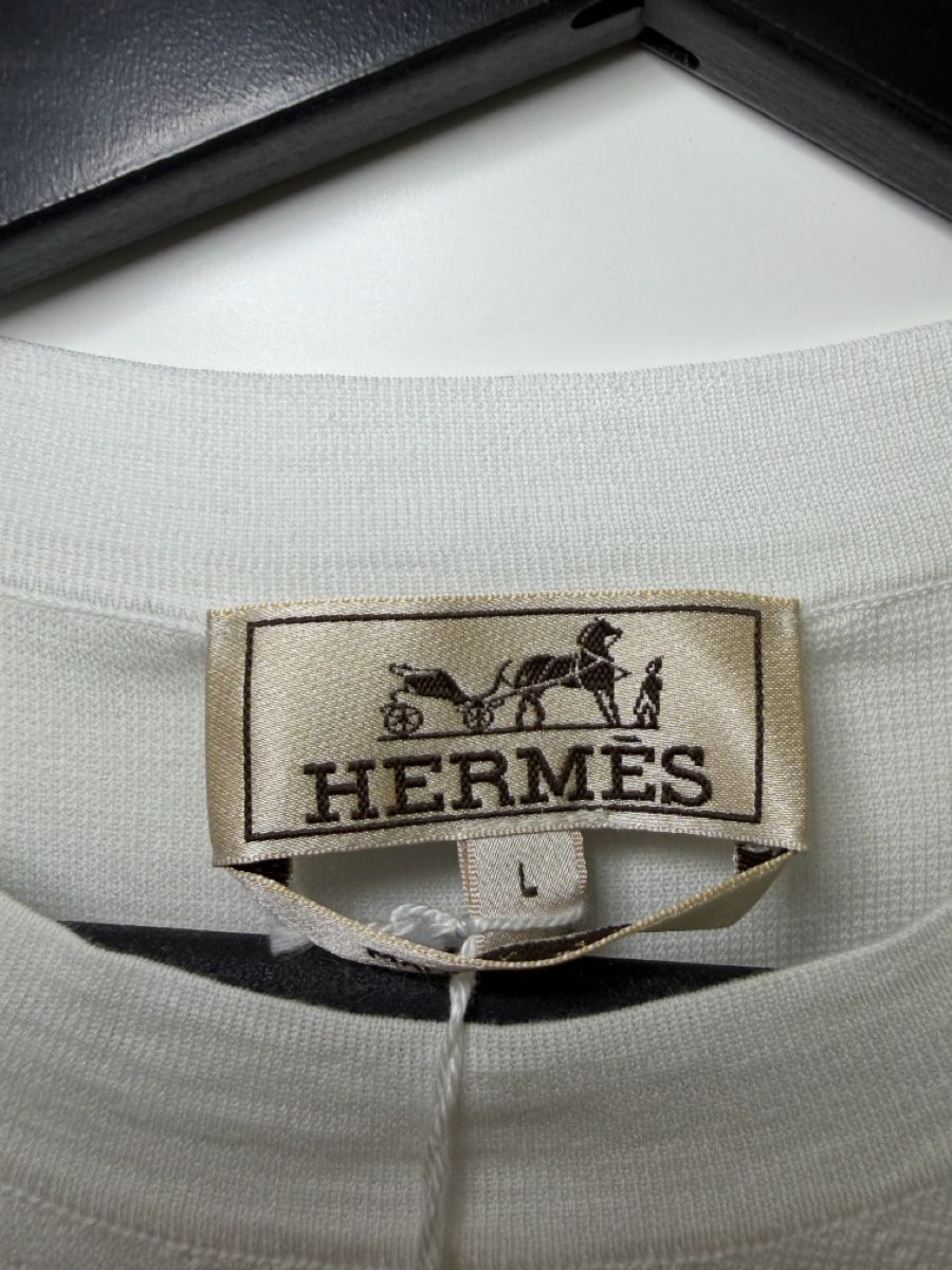 Hermès T-shirt: Hermes T-Shirt – Nuovo (secondo la descrizione) da Giubiasco venduto da mat_n8k5 2