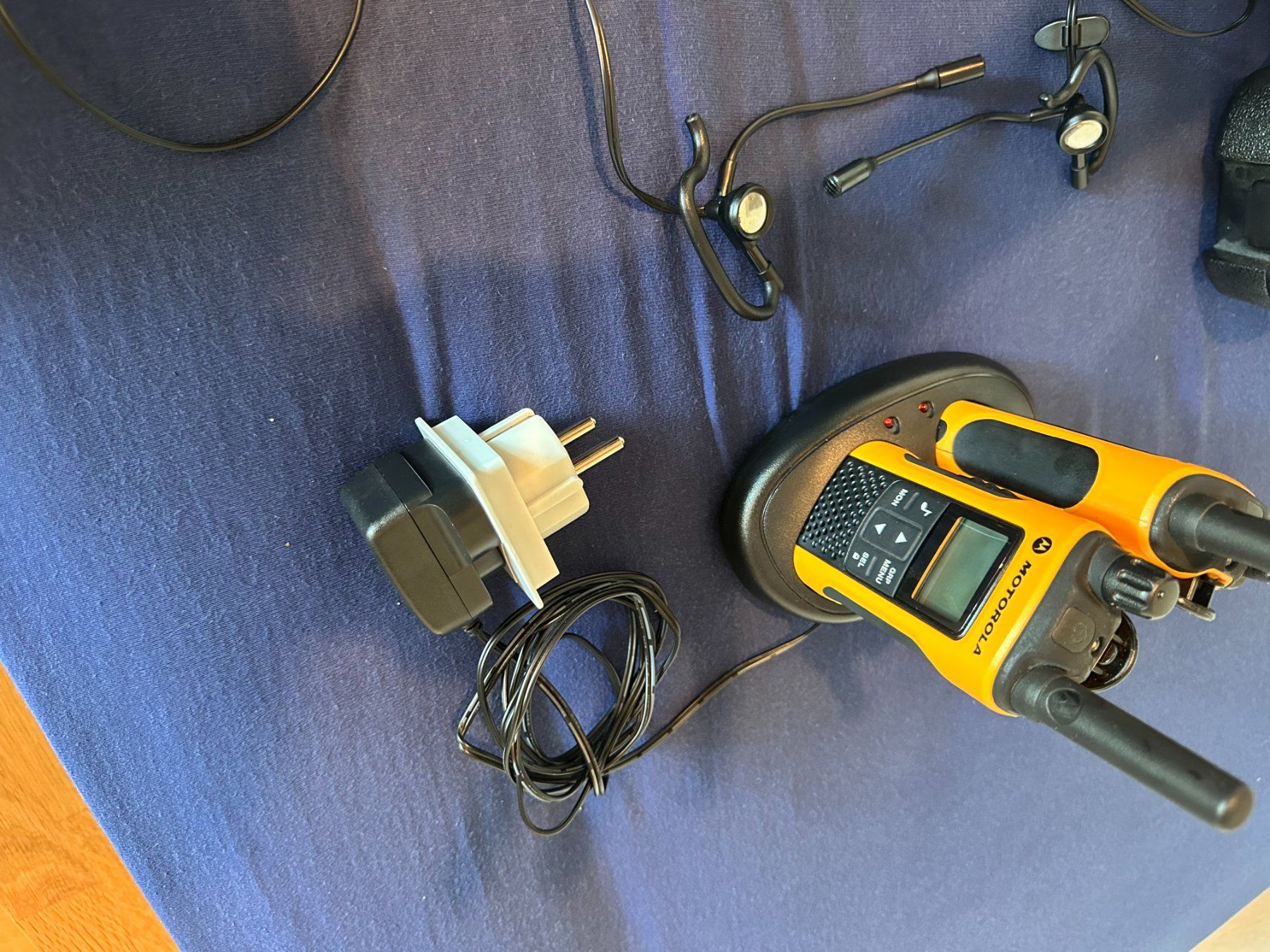 Motorola Funktechnik: Motorola Funkgeraete Set 2 Stück – Gebraucht aus Meilen von LazarBrothers 6