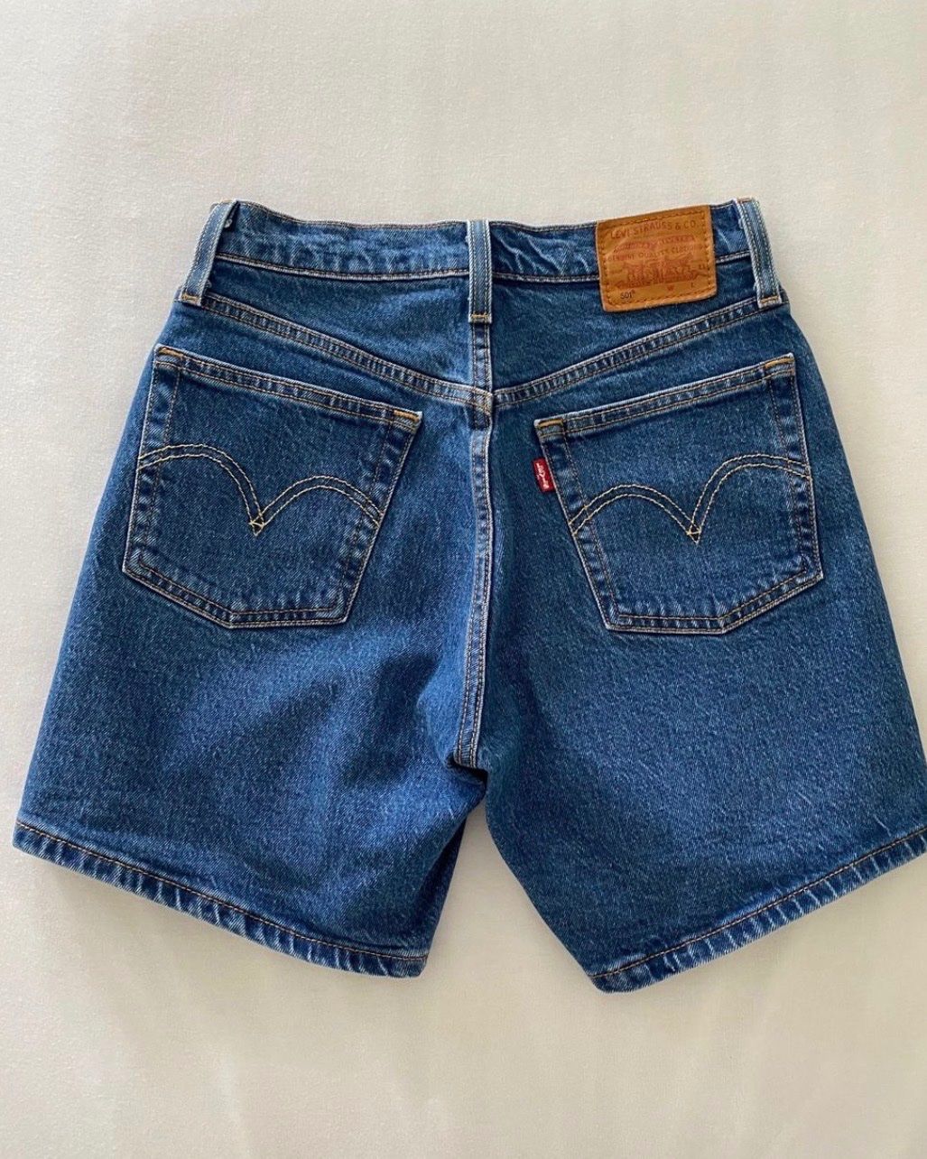 Levi's Jeans: Shorts 501 von LEVI'S – Neu (gemäss Beschreibung) aus Gondiswil von shaenu 1