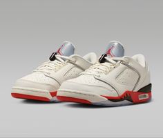 JORDAN SIXTY PLUS - Sneaker low - sail/fire red/black/reflec