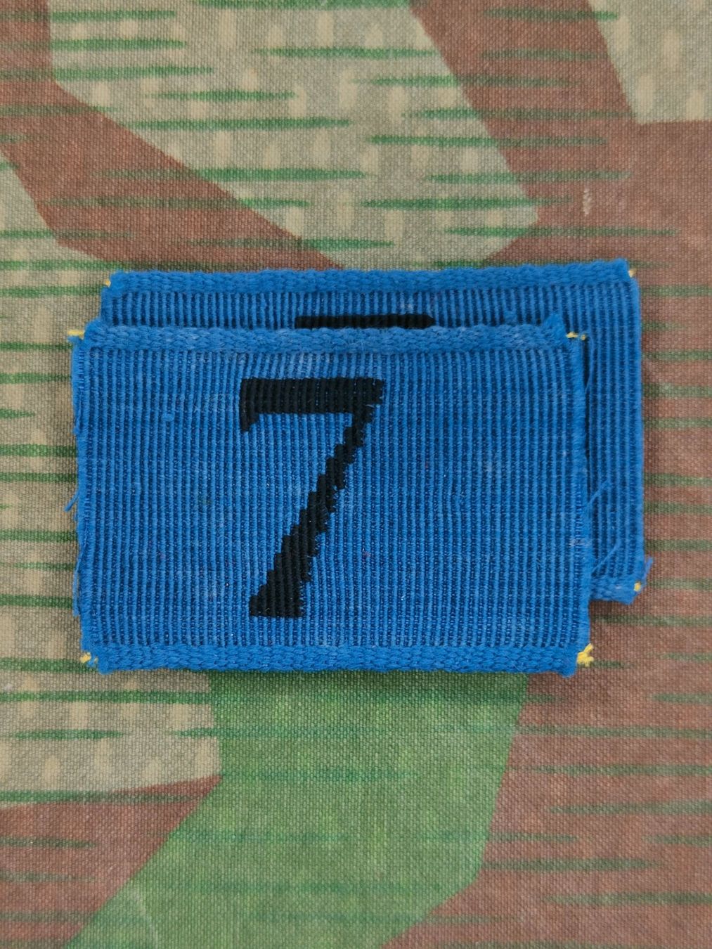 Schweizer Armee Uniformi: Achselschlaufen Ord. 1898 Nr. 7, Set – Usato da Bauma venduto da SwissMilitaria