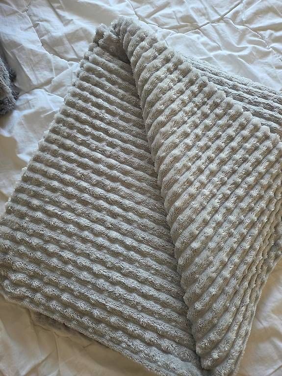 Coperte: Kuscheldecke braun – Nuovo (secondo la descrizione) da Wängi venduto da Bibo4. 2
