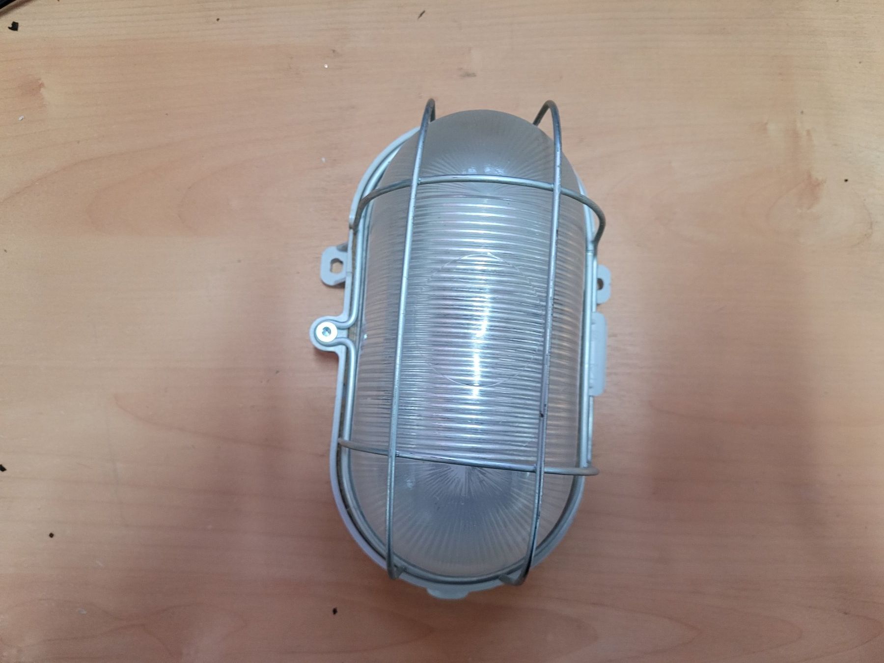 Lampade: Lampe à canal – Usato da Bionnens venduto da Meg011