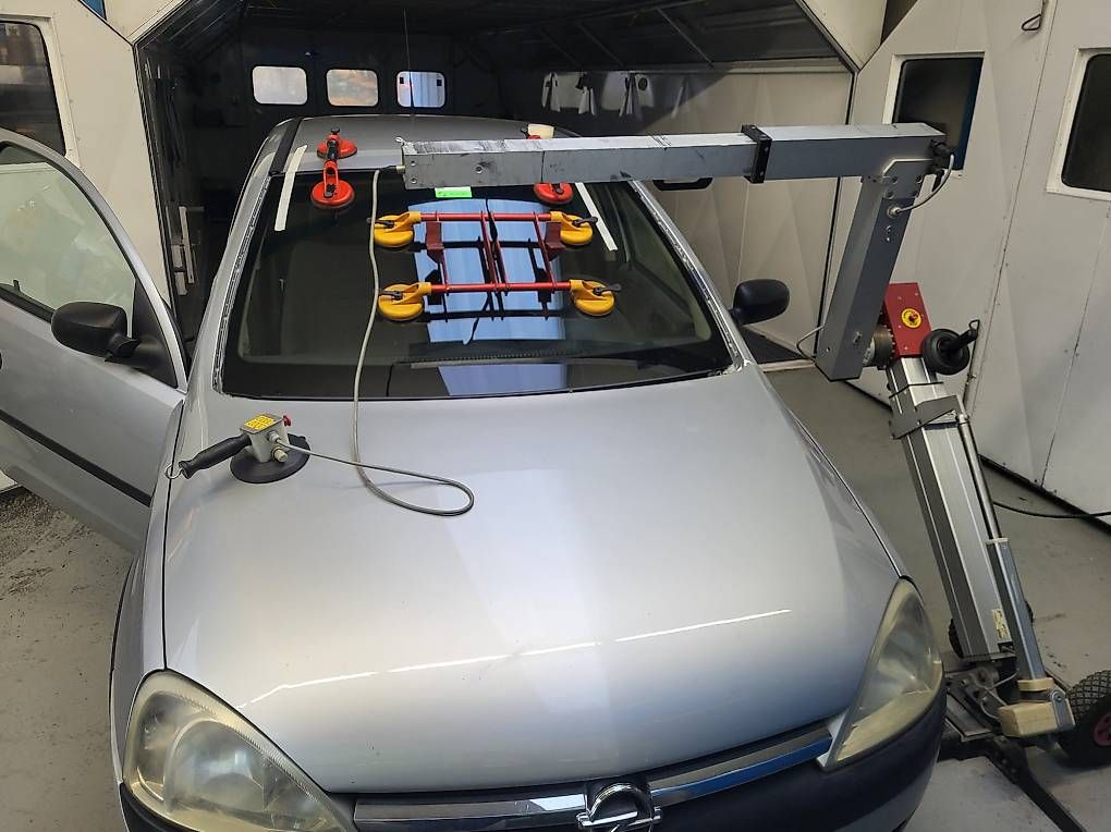 Tutte le macchine: Bras Mobile électrique pose vitres – Usato da Fully venduto da Luvi 6