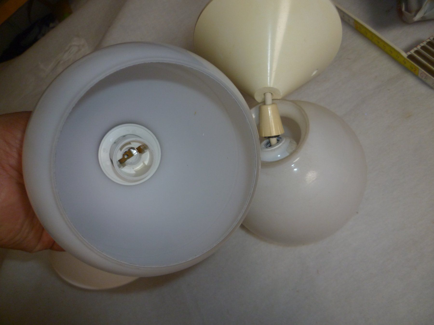 Lampadari & plafoniere: GLAS KUGEL DECKEN HÄNGELEUCHTE – Usato da Zeiningen venduto da elcanaja 2