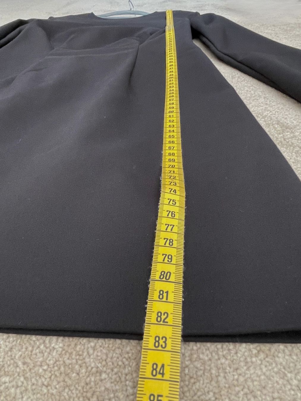 H&M Kleider: H&M robe noire dos nu ,  taille 34 – Neu (gemäss Beschreibung) aus Doppleschwand von Retrove 5