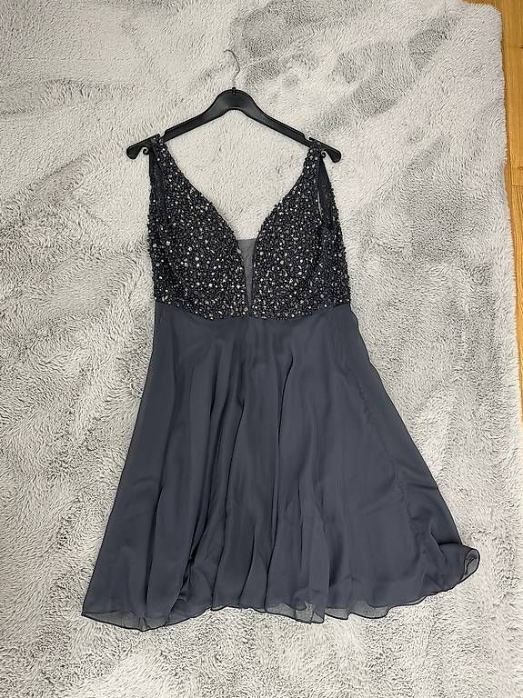 Robes: Kleid – D'occasion à Wittenbach par jan_g2pw