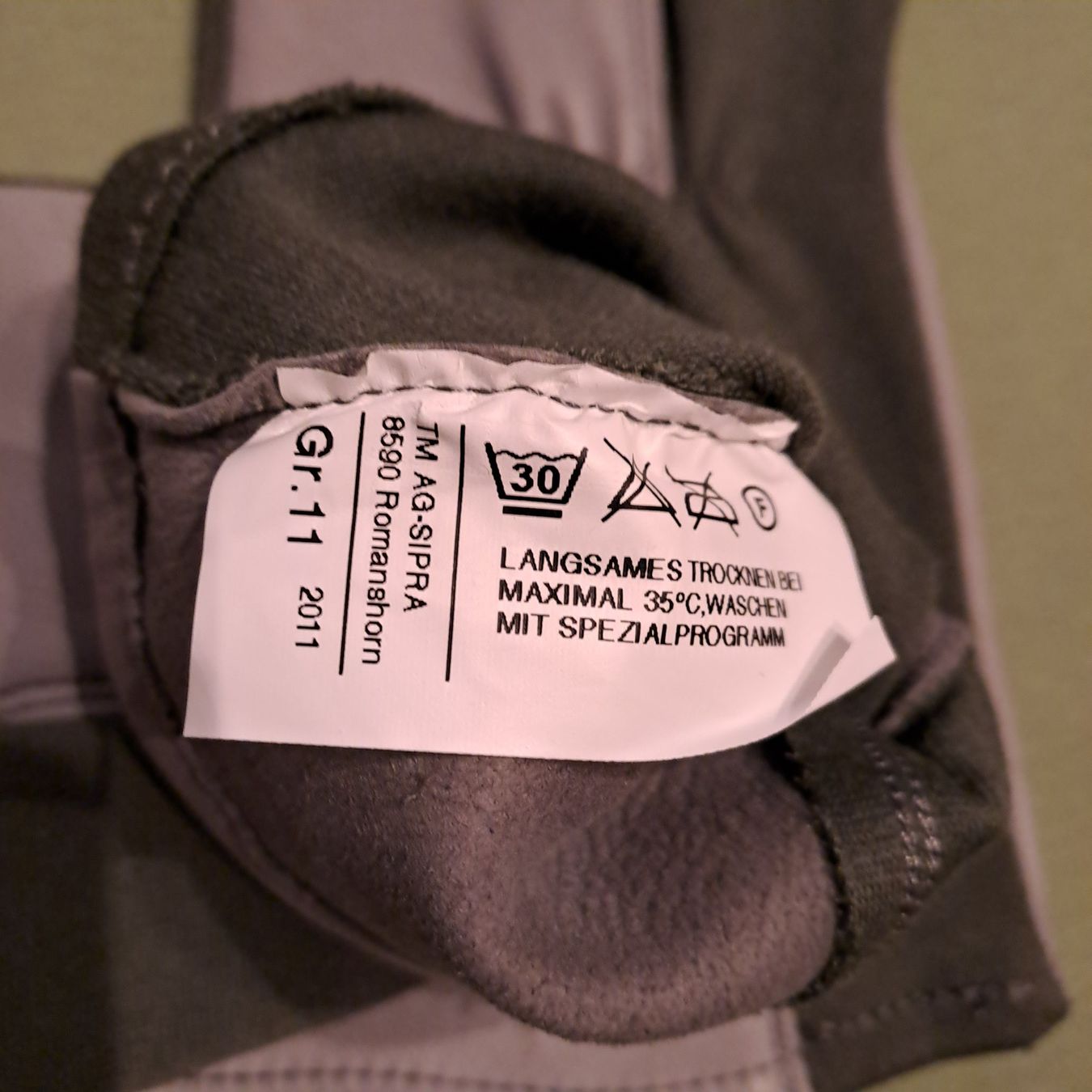 Schweizer Armee Uniformi: Nomex Fingerhandschuhe Militär – Nuovo (secondo la descrizione) da Gipf-Oberfrick venduto da Mig_29 3