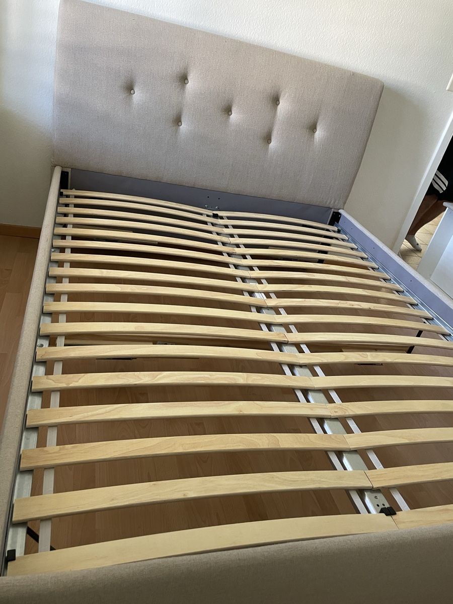 Betten: Bett mit Matratze  – Gebraucht aus Wädenswil von viv_vm99 1