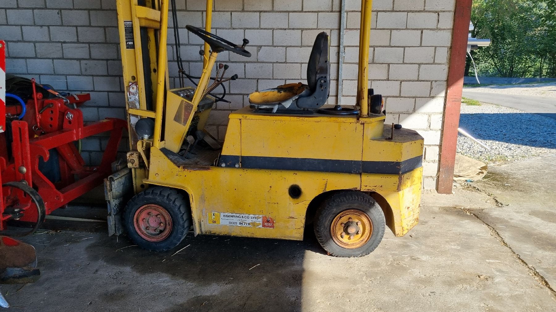 Carrelli elevatori e a forche: Stapler Matral 1.5t – Usato da Rüderswil venduto da hensel 2