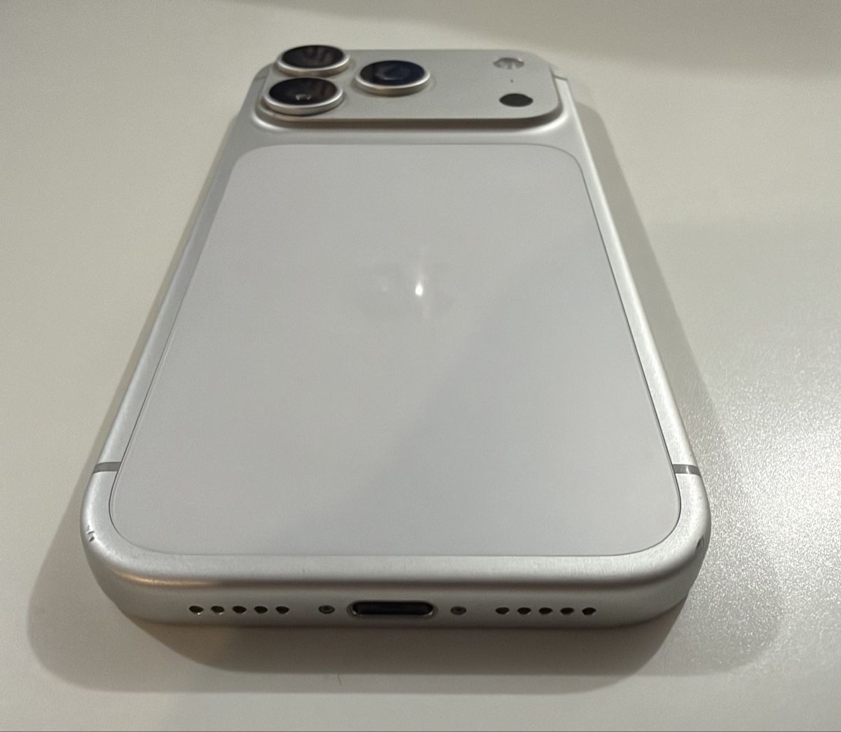 Apple Handys / Smartphones: Apple iPhone 17 Pro 256 GO argent – Gebraucht aus Yverdon-les-Bains von AVRS.CH 5