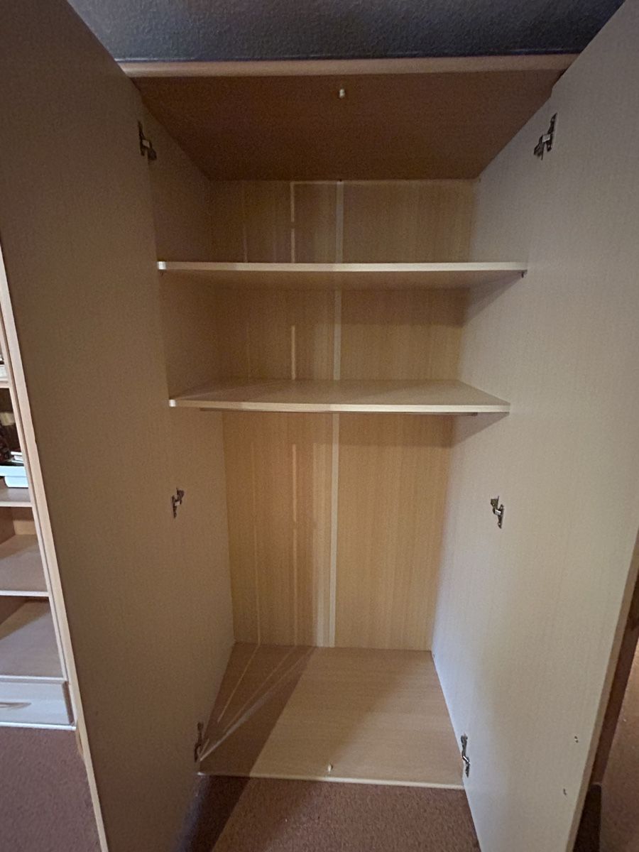 Schränke: Armoire en L avec bibliothèque modulable – Gebraucht aus Zürich von malia. 4