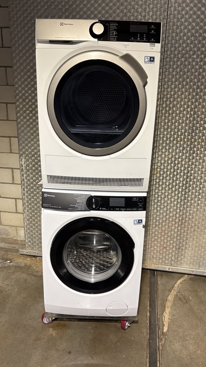 Electrolux Lavatrici: Electrolux Waschmaschine & Tumbler – Usato da Wohlen AG venduto da Moh80