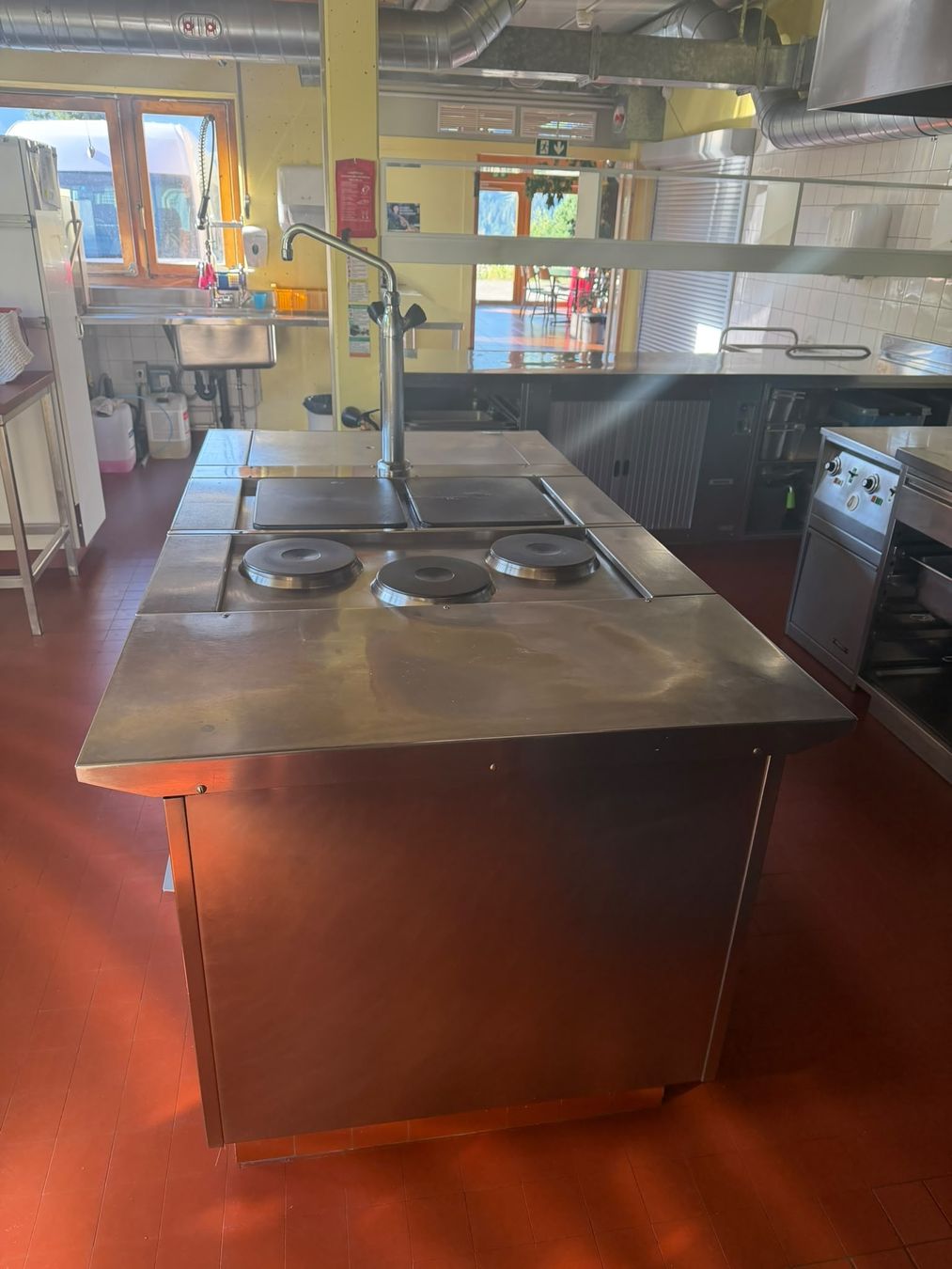 Therma Herde: Therma fourneau professionnel – Gebraucht aus St-Maurice von MEGALOBAJTER 2