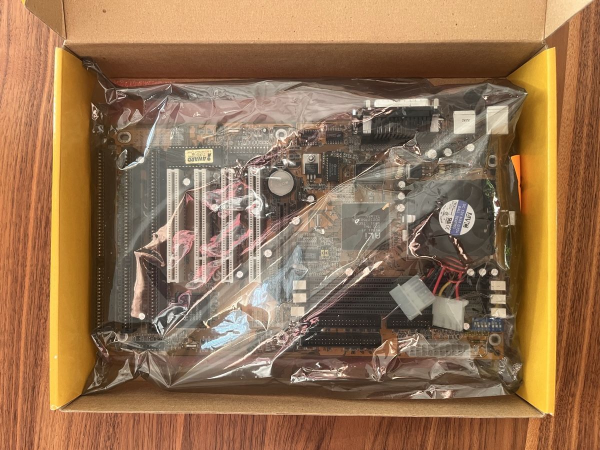 Gigabyte Mainboards: Gigabyte GA-5AX – Defekt aus Mümliswil von Retob8 1
