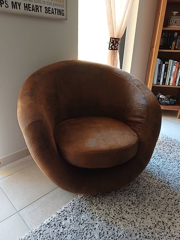 Sessel: Fauteuil pivotant en microfibre – Gebraucht aus Ferreyres von Geek_Inside 1