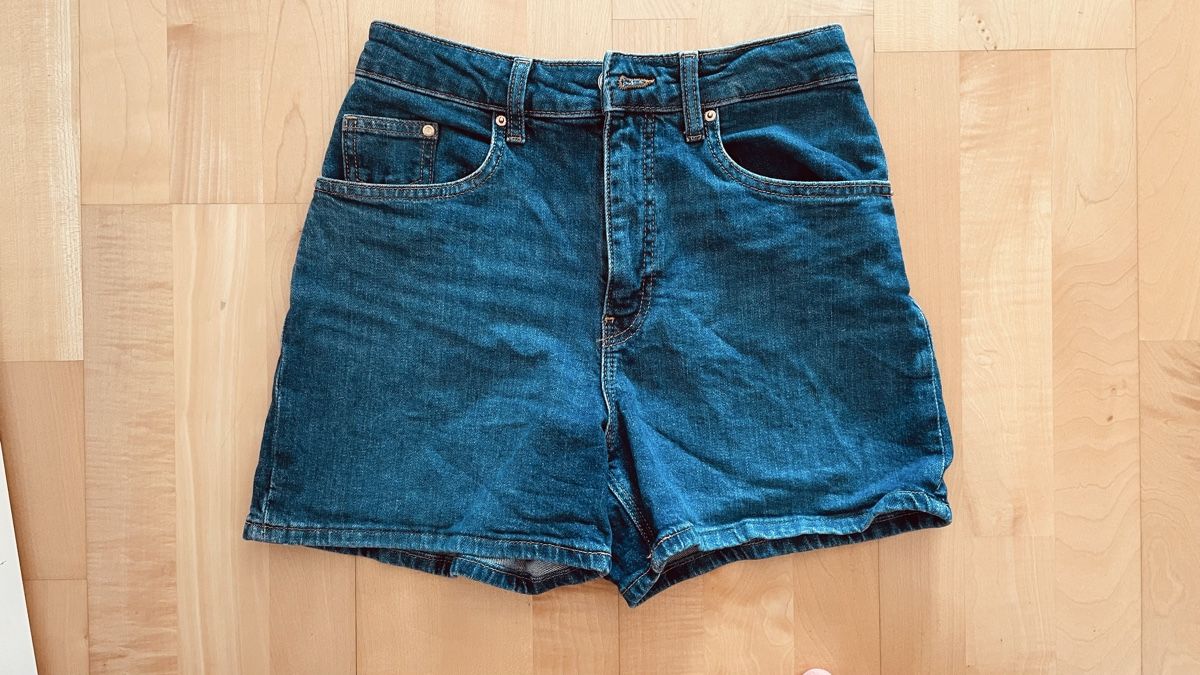 H&M Jeans: Short jeans 34, comme neufs – Nuovo (secondo la descrizione) da Liebefeld venduto da fuoco-e-fiamma