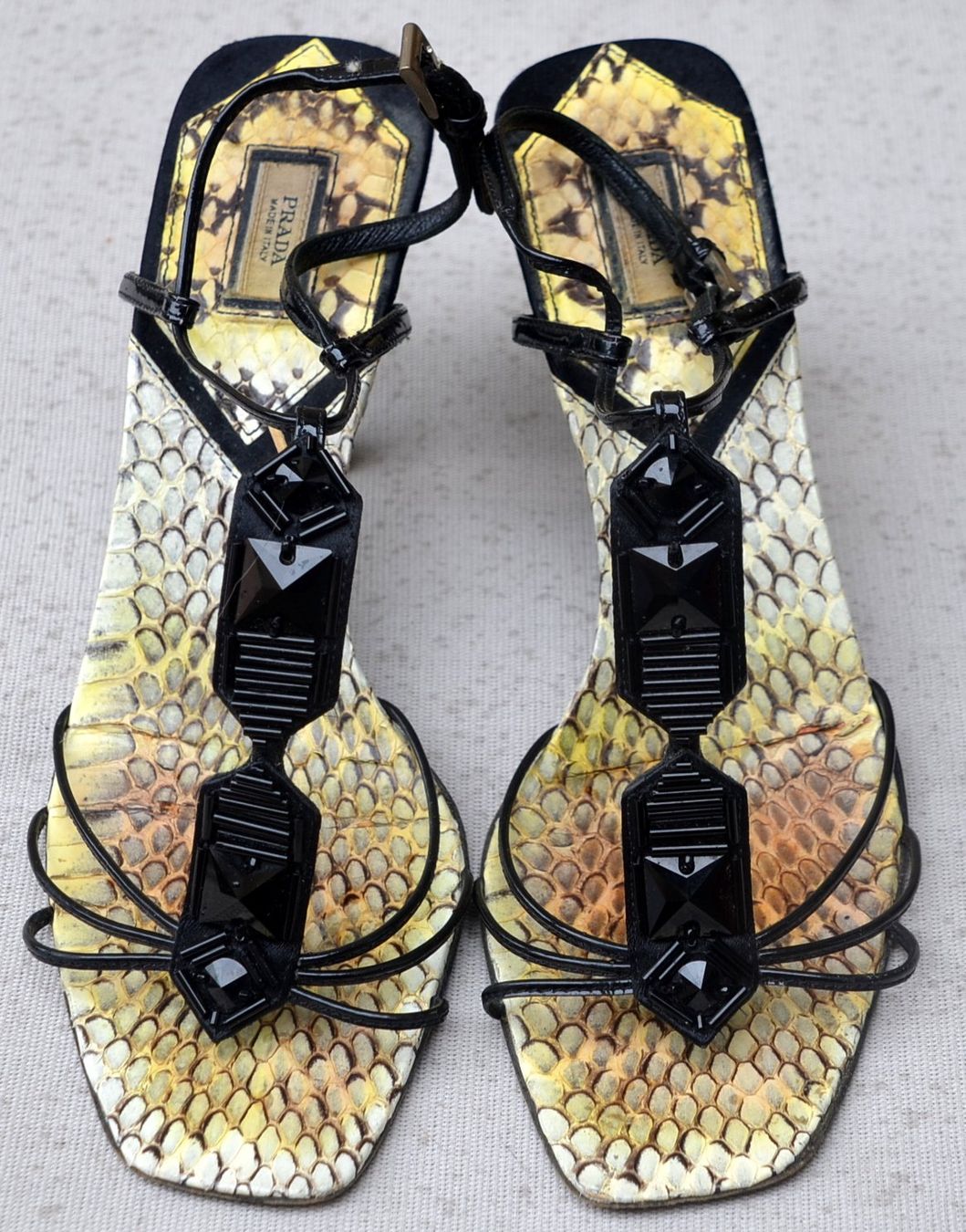 Prada Scarpe da donna: Sandalen / Sandales PRADA 39 – Usato da Collonges venduto da Auganien 1