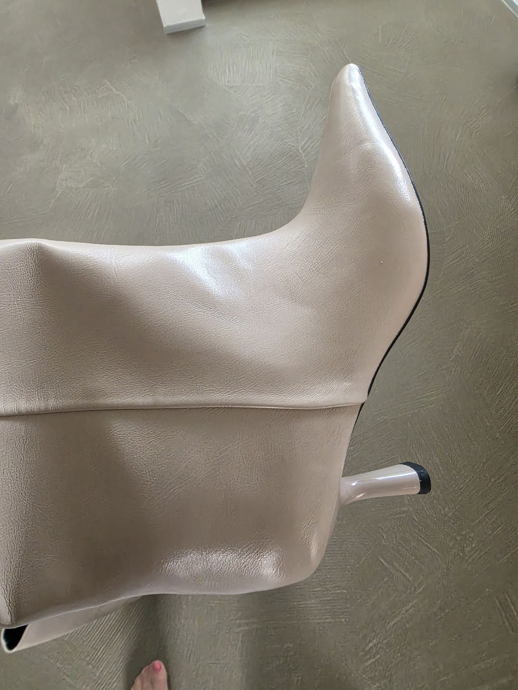 H&M Scarpe da donna: Stiefel in greige, Gr. 42 – Nuovo e nell'imballaggio originale da Wilen (Gottshaus) venduto da eve_n7cz 3