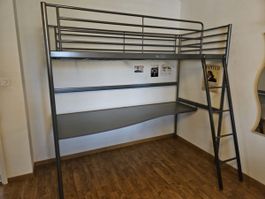 Hochbett +Schreibtisch