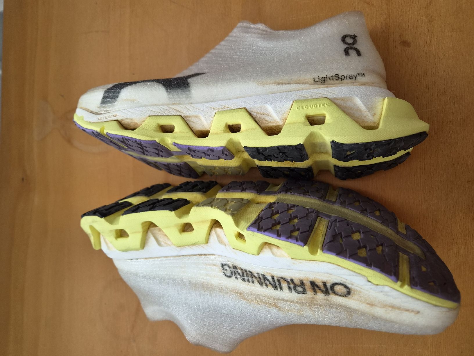 On Chaussures hommes: ON Running Lightspray Cloudmonster 43 – Neuf (Voir description) à Bern par ali_prv7 2