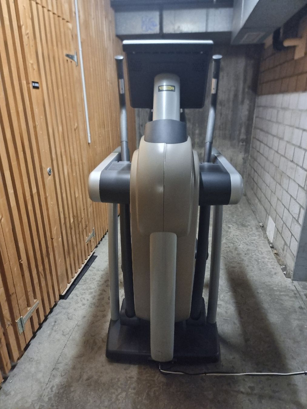 Technogym Hometrainer: Crosstrainer TechnoGym Vario EXC 700  – Usato da Aarau venduto da Aboudx 3
