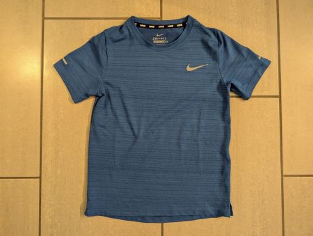 *** Trainings-Shirt Nike Drifit - wie NEU ***