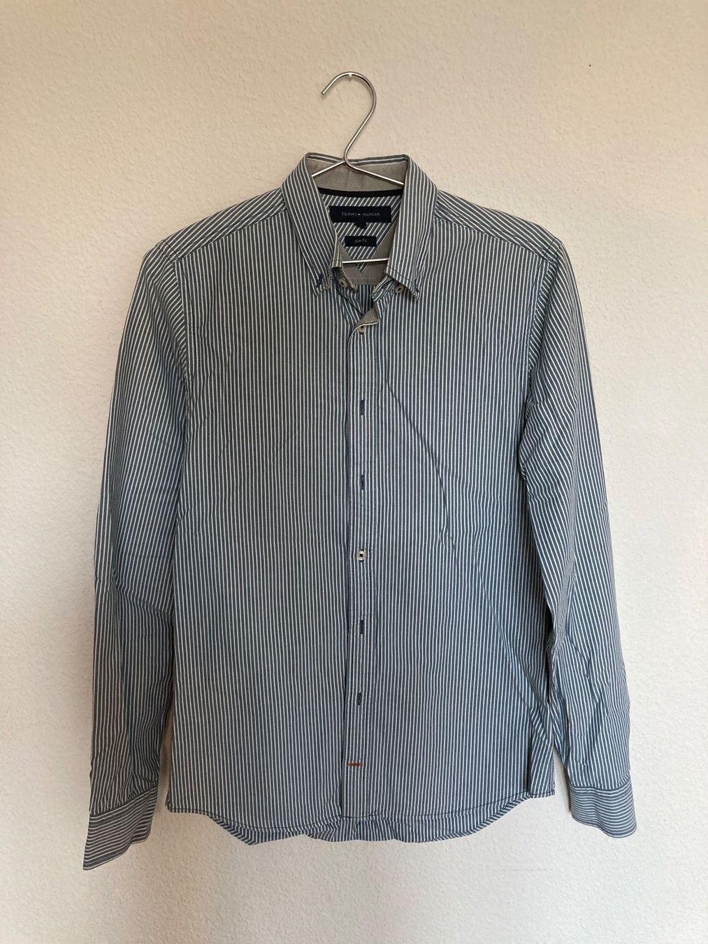 Tommy Hilfiger Camicie: gestreiftes Tommy Hilfiger Hemd – Usato da Zürich venduto da julia_le