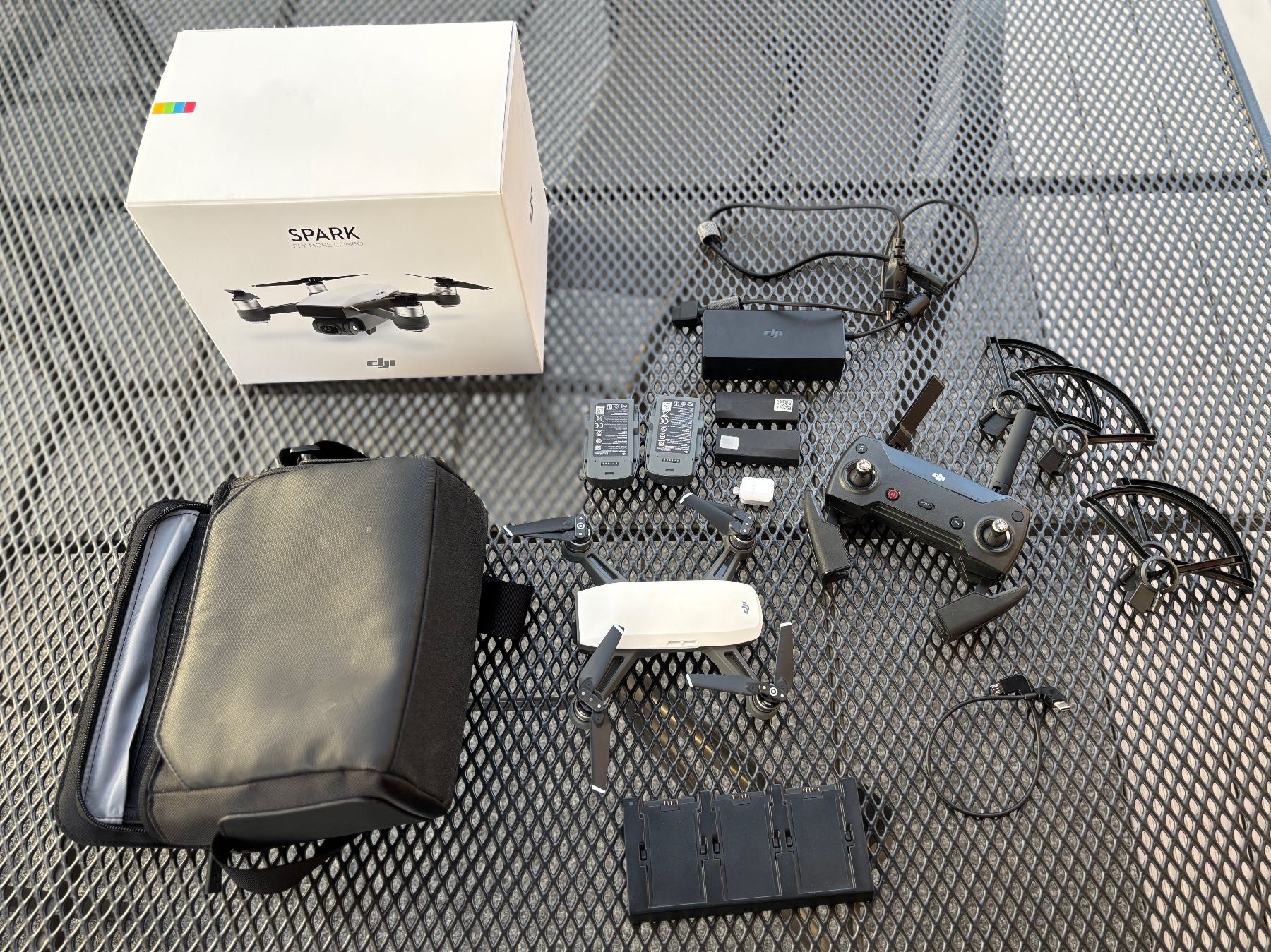 DJI RC Kits de montage: DJI Spark - Fly More Combo – D'occasion à Wagen par PaKe93