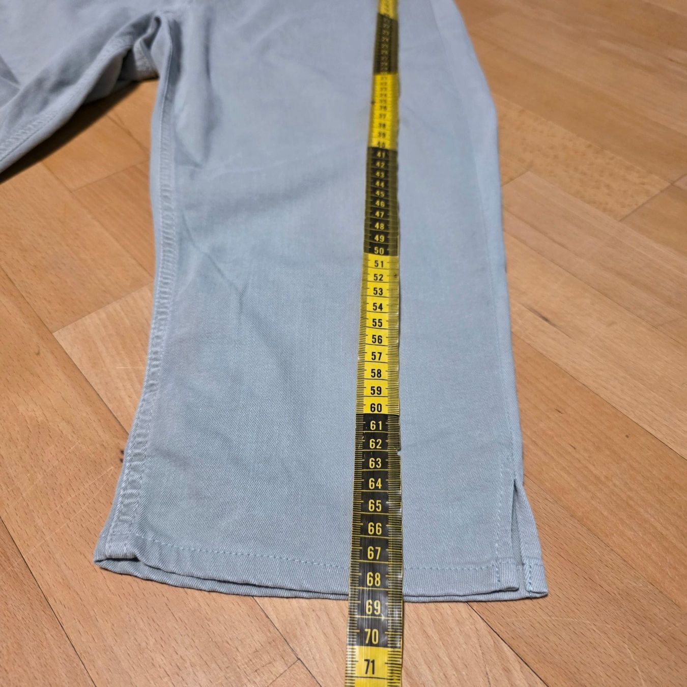 Pantalons: MAC Bermuda Damen Gr. M Capri Stretch Sommer Hellgrün – D'occasion à Wald ZH par CapLux 5
