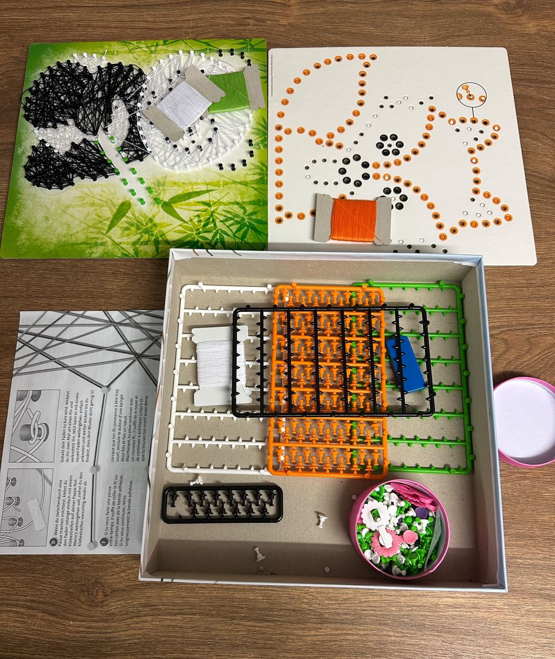 Kit bricolage: Ravensburger String it Panda Fadentechnik Bastelset – Usato da Nussbaumen AG venduto da olitech5415 1