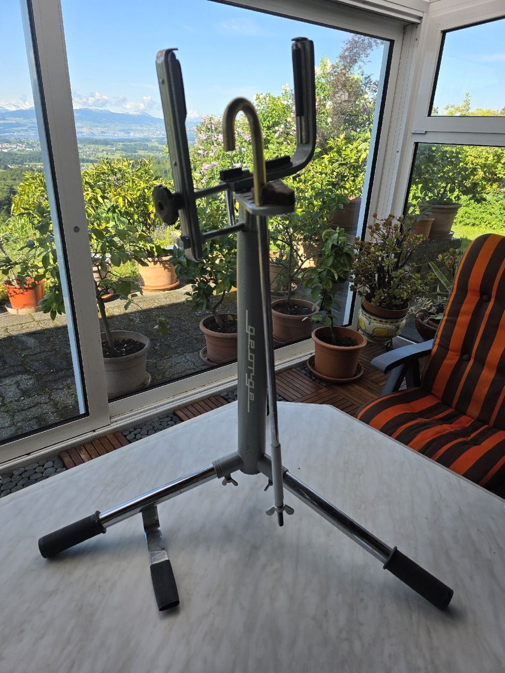 Altro in Decorazioni & Accessori: Accordian stand – Usato da Hinwil venduto da Ehretstock8 1
