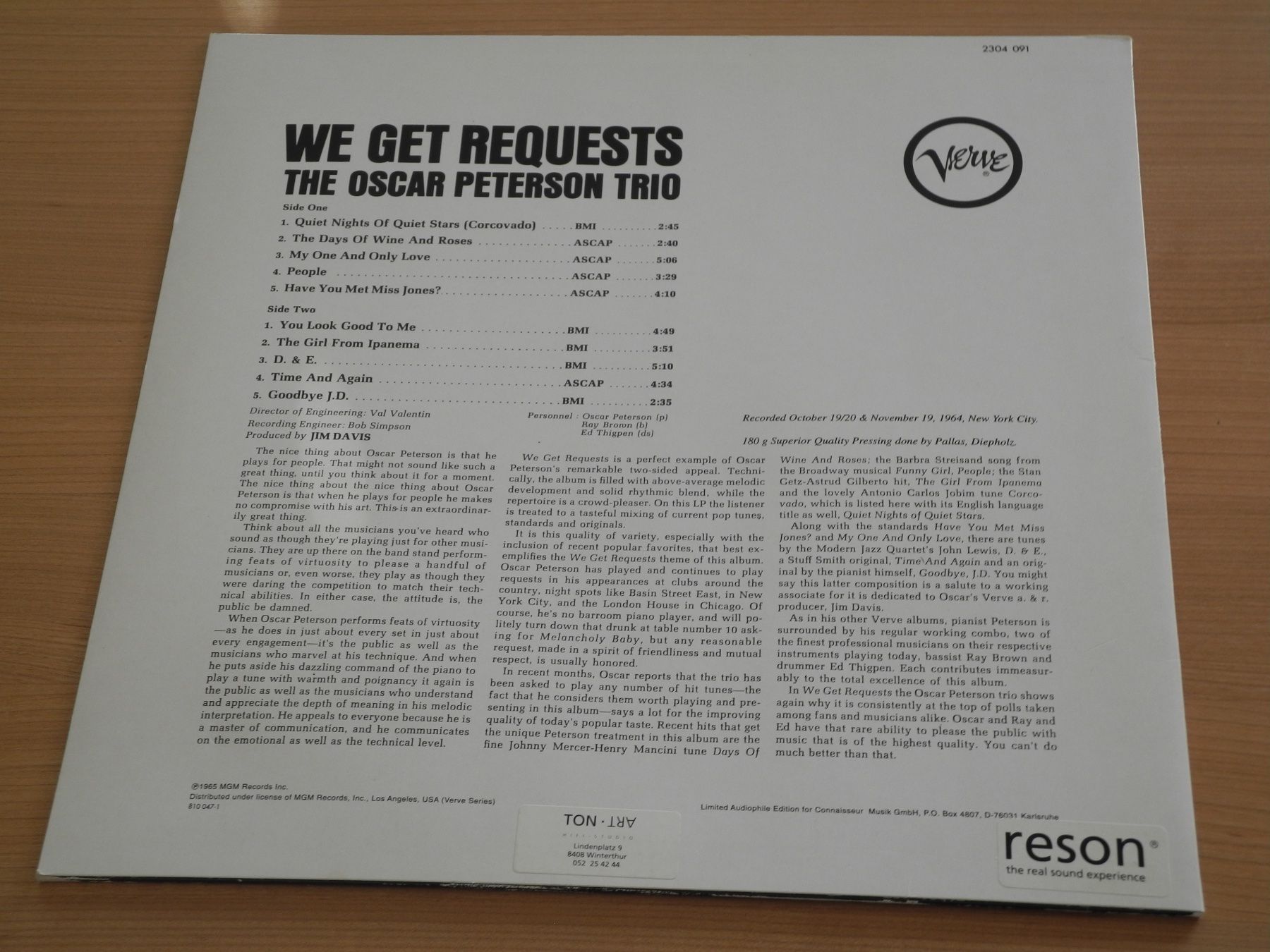 Dischi in vinile: OSCAR PETERSON TRIO - WE GET REQUESTS - VERVE – Nuovo (secondo la descrizione) da Fahrwangen venduto da Swirl2 1